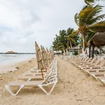 Capital O Mimi Del Mar, Playa Del Carmen